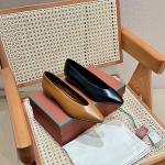 Women's Casual Shoes